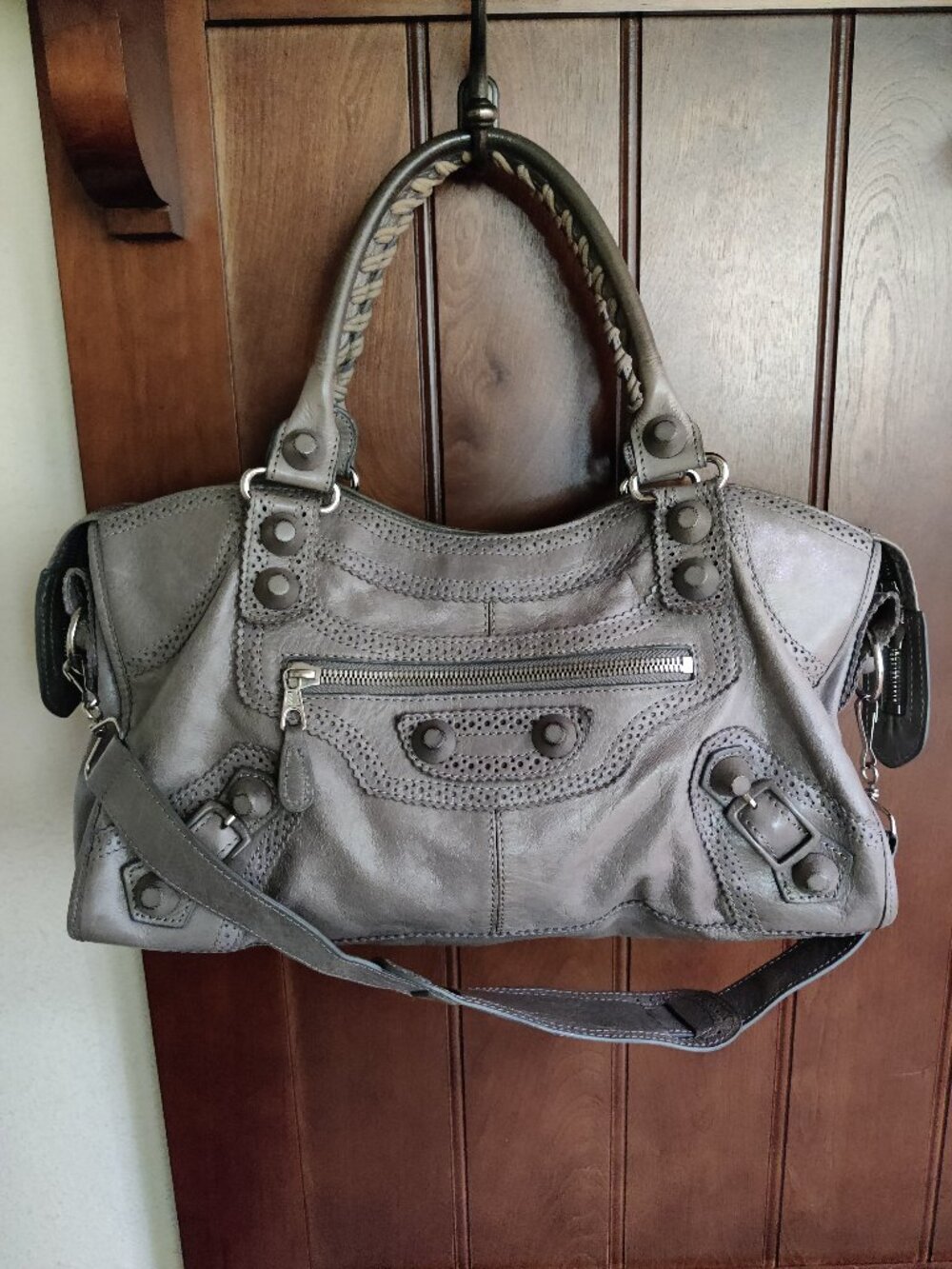 Vintage Genuine Leather Bag with Shoulder Strap *Gray*